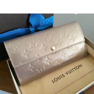 ルイヴィトン(LOUIS VUITTON)の★新品★モノグラムヴェルニ ベージュ 長財布 ルイヴィトン(財布)