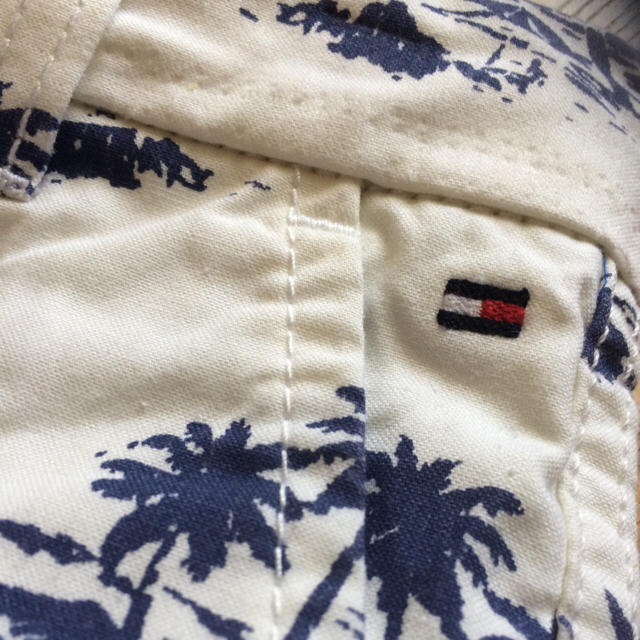 TOMMY HILFIGER(トミーヒルフィガー)のトミーヒルフィガー80短パン キッズ/ベビー/マタニティのベビー服(~85cm)(パンツ)の商品写真