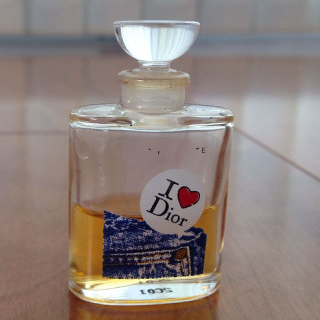 Dior ミニボトルの通販 by ☆YU☆｜ラクマ