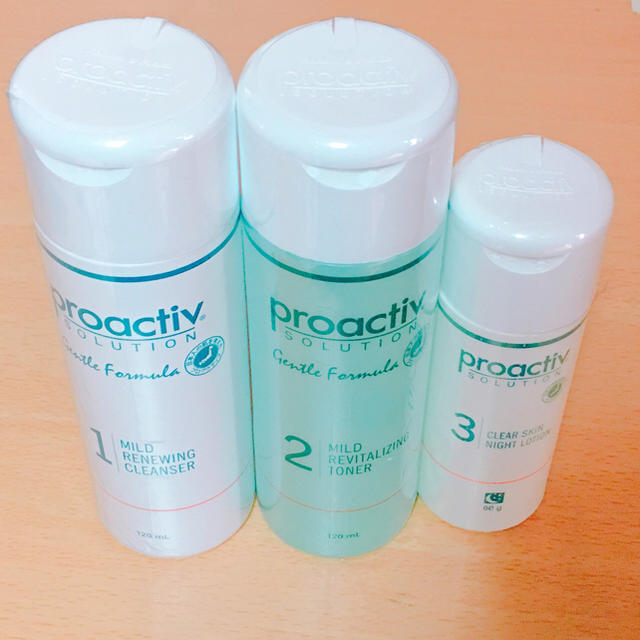 proactiv(プロアクティブ)のプロアクティブ 3ステップ (洗顔・化粧水 敏感肌用) コスメ/美容のスキンケア/基礎化粧品(その他)の商品写真