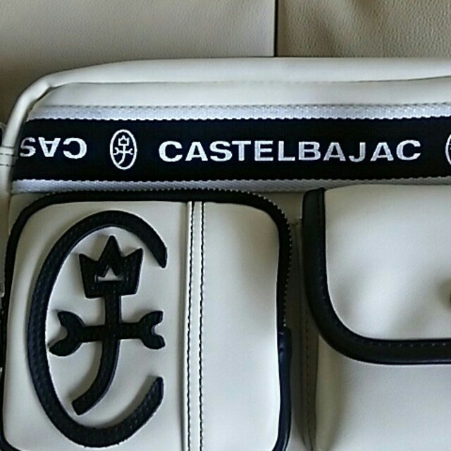 CASTELBAJAC(カステルバジャック)のぽー様専用CASTELBAJACショルダーバック メンズのバッグ(ショルダーバッグ)の商品写真