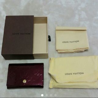 ルイヴィトン(LOUIS VUITTON)の《値下げ》LOUIS VUITTON名刺入れ《新品未使用》(名刺入れ/定期入れ)