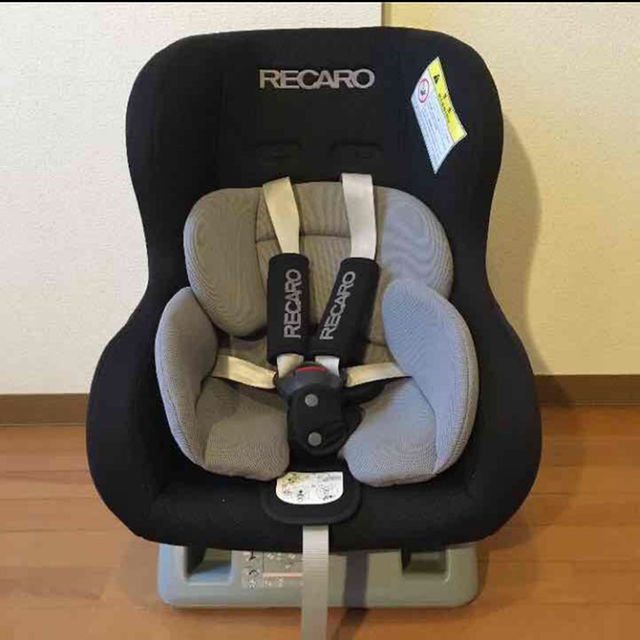 レカロ　スタートアイキュー　RECARO