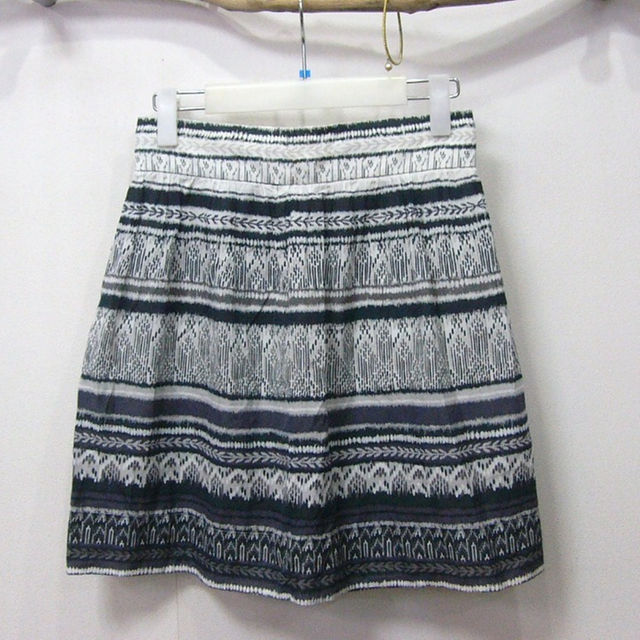TOMORROWLAND(トゥモローランド)の上質清涼プリント☆トゥモローランドMACPHEEスカート36 レディースのスカート(ひざ丈スカート)の商品写真