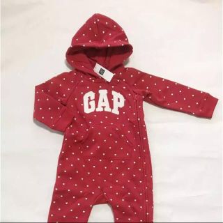 ベビーギャップ(babyGAP)の新品タグ付 ⭐︎gap カバーオール 90 レッド ハート(その他)