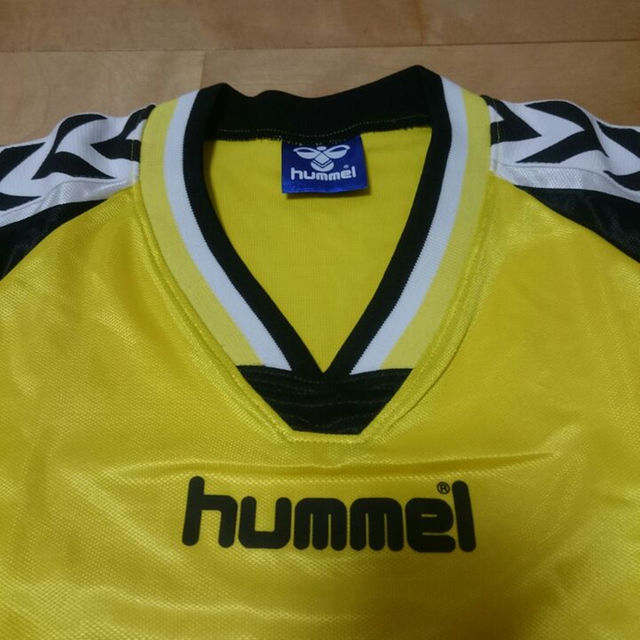 hummel(ヒュンメル)の【未使用】hummel ヒュンメル 半袖 練習着 スポーツ/アウトドアのサッカー/フットサル(その他)の商品写真