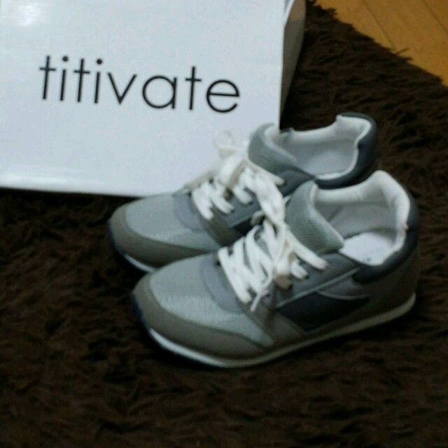 titivate(ティティベイト)のtitivate ♡ mi*様お取り置き レディースの靴/シューズ(スニーカー)の商品写真