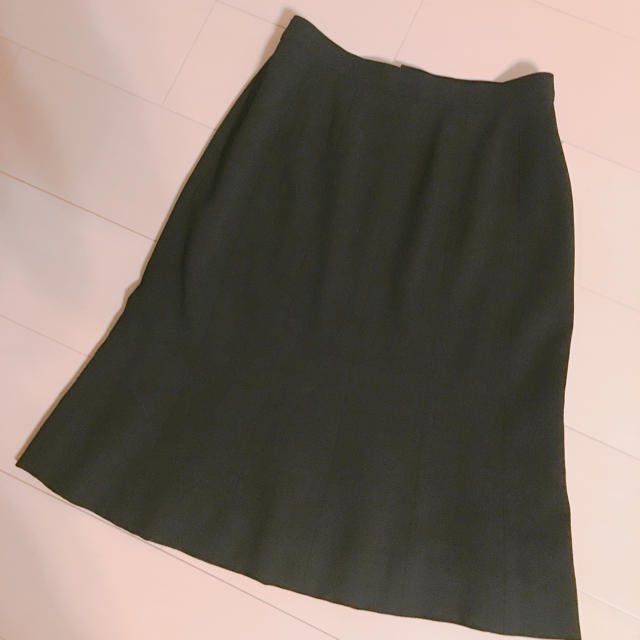 CHANEL(シャネル)の美品【シャネル】ひざ丈スカート レディースのスカート(ひざ丈スカート)の商品写真