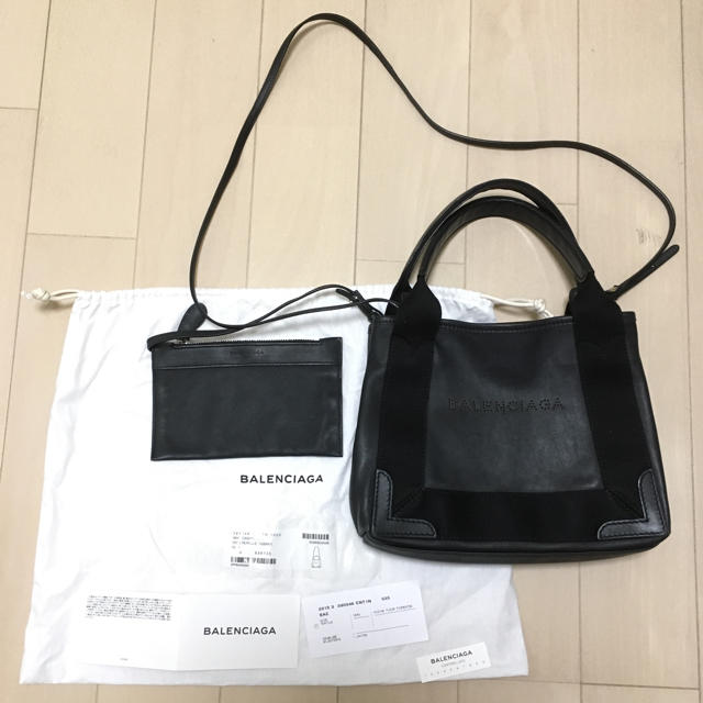 バレンシアガ　BALENCIAGA カバスxs ショルダーバック