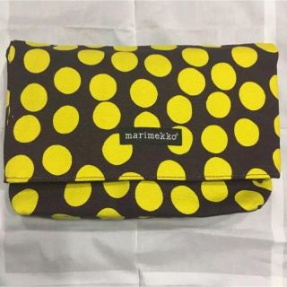 マリメッコ(marimekko)の【新品】marimekko/NOVA クラッチバッグ/ポーチ(クラッチバッグ)