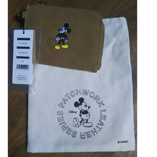 ディズニー(Disney)の新品タグ付き アコモデ ミッキーマウス パスケース(パスケース/IDカードホルダー)