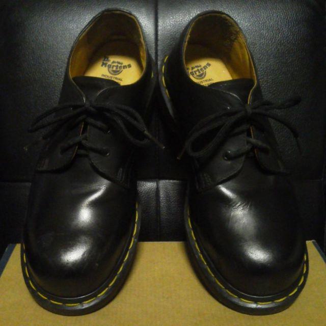 Dr.Martens(ドクターマーチン)のDr.Martens 3ホール UK5 黒 1925 スチールトゥ レディースの靴/シューズ(ローファー/革靴)の商品写真
