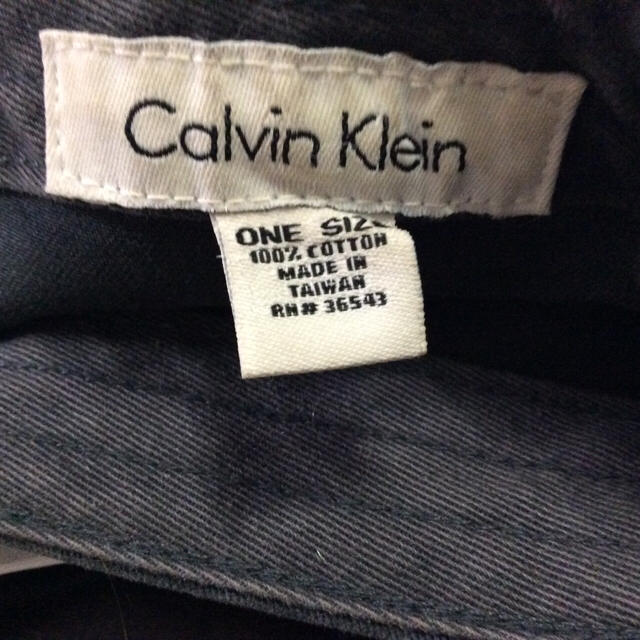 Calvin Klein(カルバンクライン)のCalvin Klein  男女兼用 キャップ メンズの帽子(キャップ)の商品写真