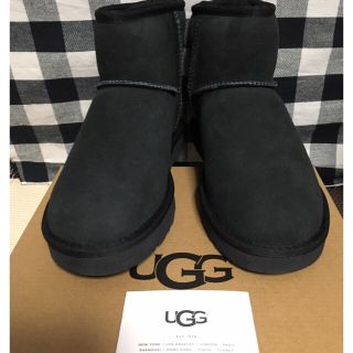 アグ(UGG)のコハル日和様【新品】UGG クラシックミニ Ⅱ ブーツ（ブラック約23㎝）(ブーツ)