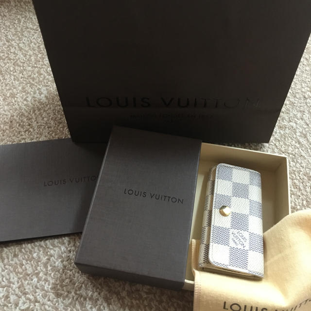 LOUIS VUITTON(ルイヴィトン)のルイヴィトン キーケース レディースのファッション小物(キーケース)の商品写真