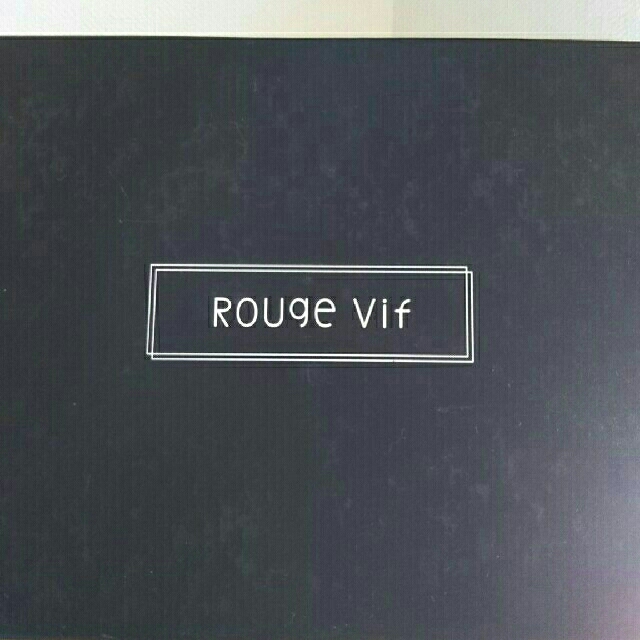 Rouge vif(ルージュヴィフ)のルージュヴィフ   新品未使用      ポインテッドフラットパンプス    レディースの靴/シューズ(ハイヒール/パンプス)の商品写真