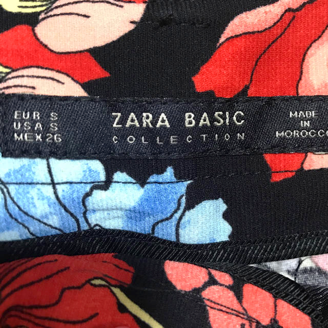 ZARA(ザラ)の美品 ZARA フラワープリント ガウチョパンツ ワイドパンツ レディースのパンツ(バギーパンツ)の商品写真