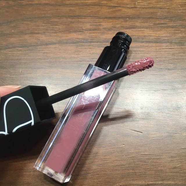 NARS(ナーズ)のにゃーお様専用★NARSベルベットリップ #2713 コスメ/美容のベースメイク/化粧品(その他)の商品写真