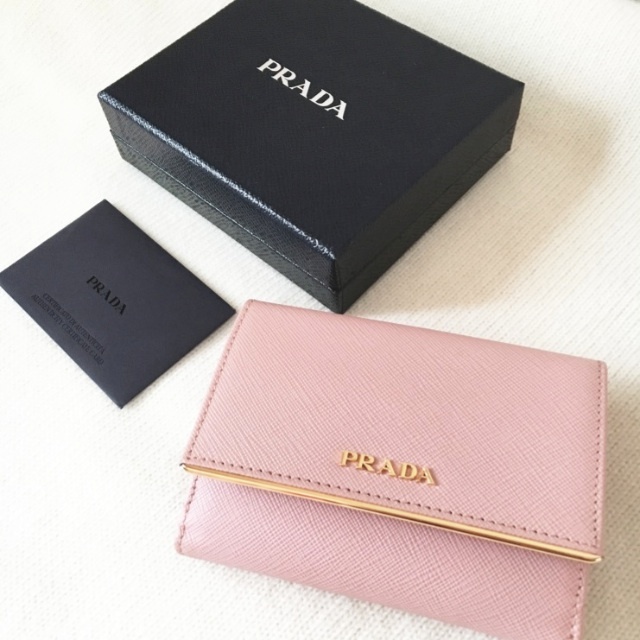 PRADA(プラダ)のmas様専用 レディースのファッション小物(財布)の商品写真