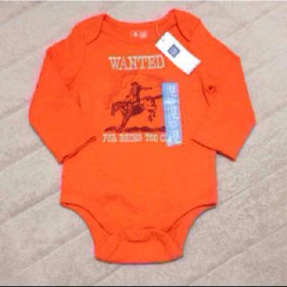 ベビーギャップ(babyGAP)の値下げ☆新品★babyGap80オレンジ肌着ロンパース(WANTED)(パジャマ)