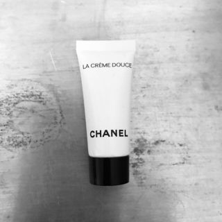 シャネル(CHANEL)の【サンプル】CHANEL ラ クレーム ドゥース(フェイスクリーム)