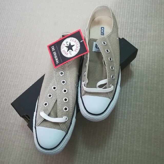 CONVERSE(コンバース)の24.0cm コンバースベージュ レディースの靴/シューズ(スニーカー)の商品写真