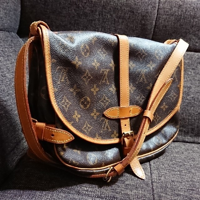 ルイヴィトン ソミュール ショルダーバッグ Louis Vuitton