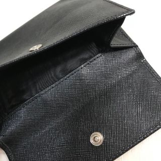 PRADA - 【PRADA】プラダ 二つ折り財布の通販 by ちーchan shop ...
