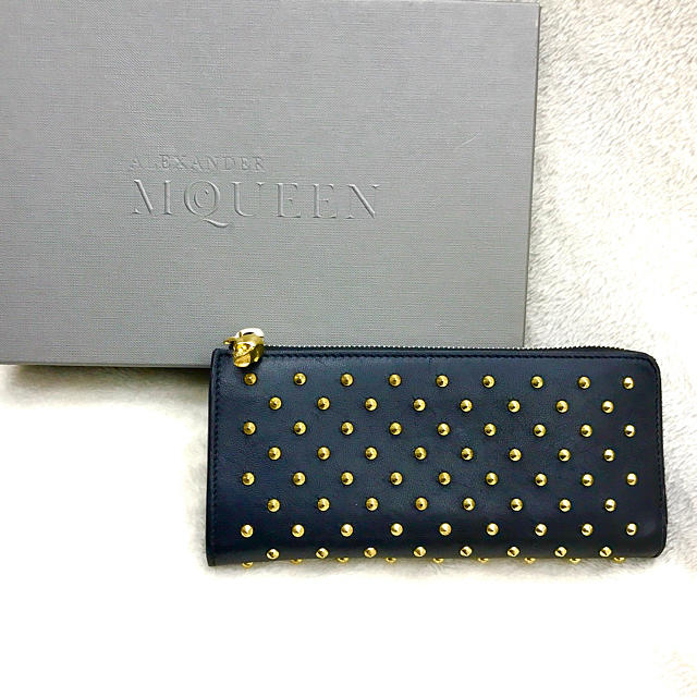 Alexander McQueen - Alexander McQueen スタッズ長財布の通販 by 終了