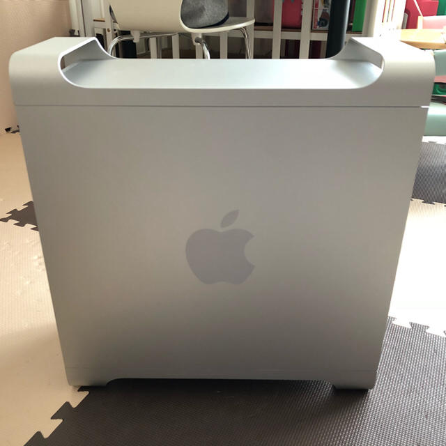 Apple(アップル)のMacPro Early2009 改4.1→5.1 スマホ/家電/カメラのPC/タブレット(デスクトップ型PC)の商品写真