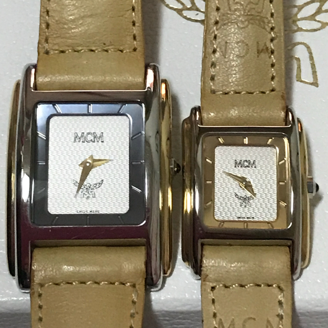 MCM(エムシーエム)のMCM 腕時計 メンズ、レディース用 セット レディースのファッション小物(腕時計)の商品写真