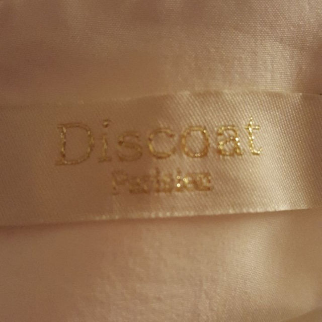 Discoat(ディスコート)のDiscoat 白トップス　美品 レディースのトップス(その他)の商品写真