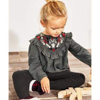 ザラキッズ(ZARA KIDS)の値下げ☆ ザラベイビー 刺繍フリルブラウス 新品未使用(ブラウス)