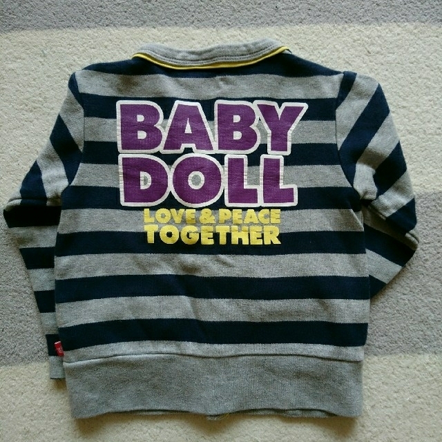 BABYDOLL(ベビードール)のBABBY DOLL ☺️ カーディガン  90 キッズ/ベビー/マタニティのキッズ服男の子用(90cm~)(カーディガン)の商品写真