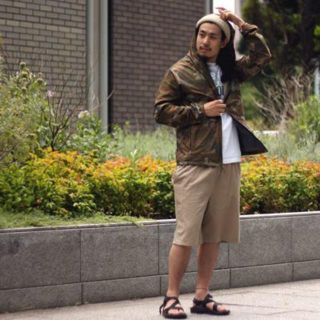 patagonia パタゴニア ライトバリアブルフーディ XXSサイズ