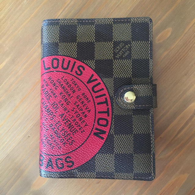 LOUIS VUITTON(ルイヴィトン)のヴィトン ダミエ☆手帳カバー レディースのファッション小物(その他)の商品写真