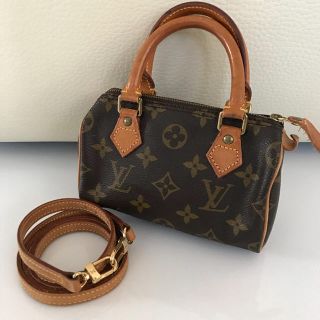 LOUIS VUITTON モノグラムミニスピィーディ　ストラップ付き♪