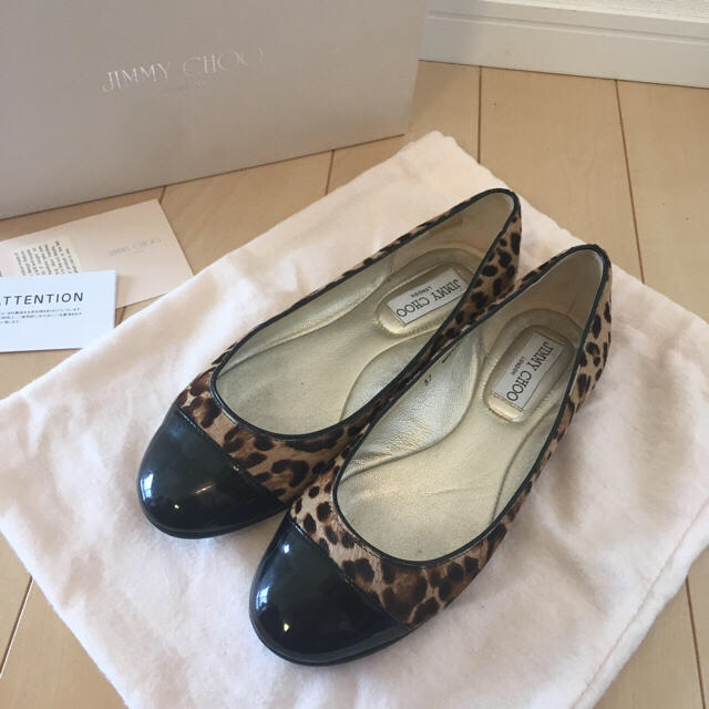 JIMMY CHOO(ジミーチュウ)のJIMMY CHOO ハラコフラットシューズ 37 レディースの靴/シューズ(バレエシューズ)の商品写真