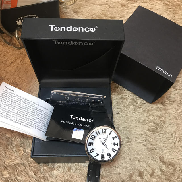 Tendence(テンデンス)のテンデンス 時計 定価4万 レア 51 ブラック×ホワイト レディースのファッション小物(腕時計)の商品写真