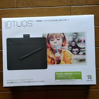 INTUOS  PHOTO  ペンタブレット  ペン＆タッチモデル(PC周辺機器)