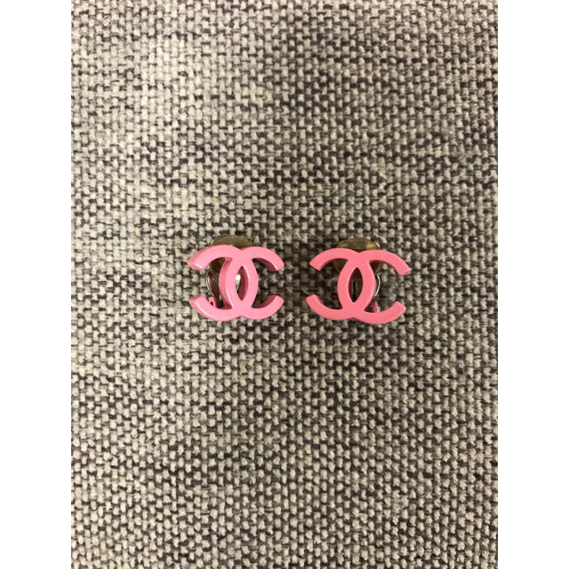 CHANEL(シャネル)のかおり様専用 シャネル イヤリング レディースのアクセサリー(イヤリング)の商品写真