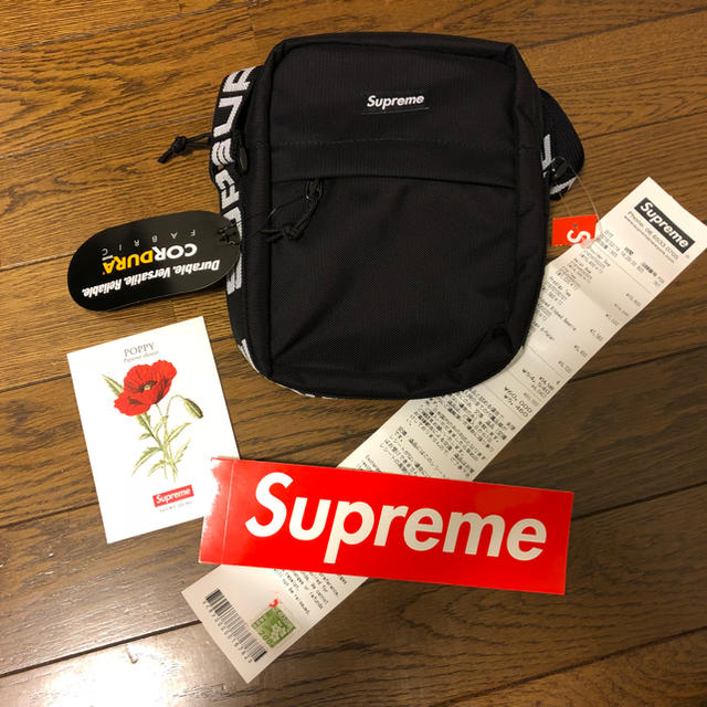 最先端 supreme シュプリーム ショルダーバッグ ロゴショルダーバッグ