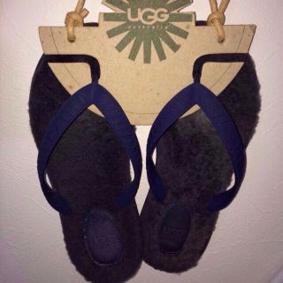 アグ(UGG)のUGG ボアサンダル(サンダル)