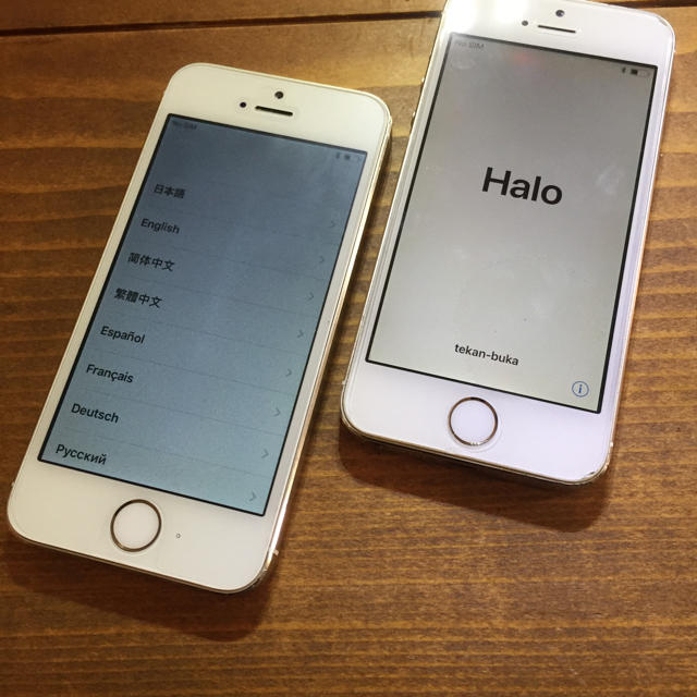 iPhone ゴールドの通販 by niko's shop｜アイフォーンならラクマ - iPhone5s 2台 お得超特価