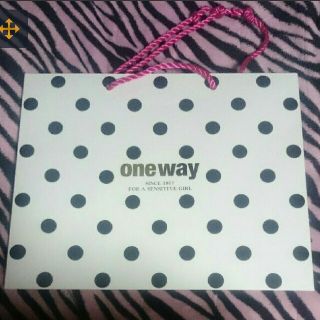 ワンウェイ(one*way)のone way ♡ ショッパー(ショップ袋)