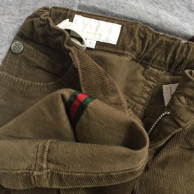 Gucci(グッチ)のGUCCI  ６ パーカー  コーデュロイ パンツ キッズ/ベビー/マタニティのキッズ服男の子用(90cm~)(その他)の商品写真