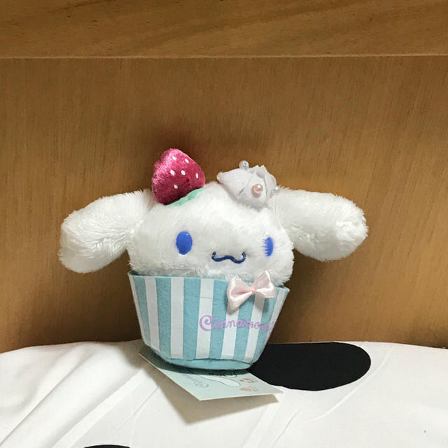 シナモン カップケーキ型マスコット | フリマアプリ ラクマ
