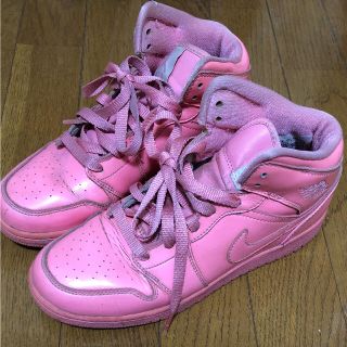 ナイキ(NIKE)のNIKE  エアジョーダン ピンク【限定品】(スニーカー)