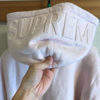 シュプリーム(Supreme)のSupreme emboss logo フーディー パーカー XL(パーカー)