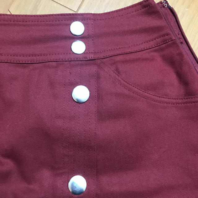 EMODA(エモダ)のエモダ 台形スカート レディースのスカート(ミニスカート)の商品写真